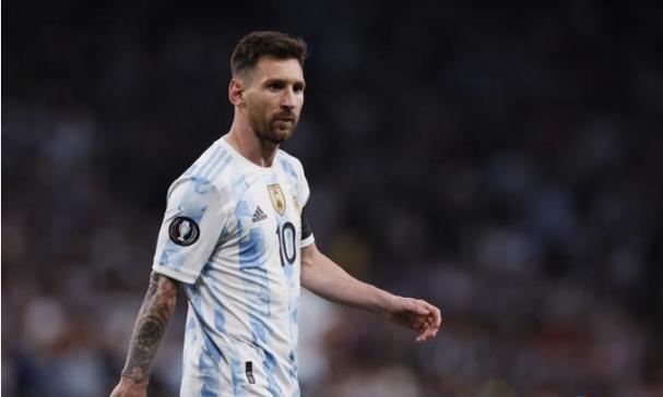 摊牌了!结婚13年，郭晶晶再次迎来喜讯，原来霍震霆当年没说错